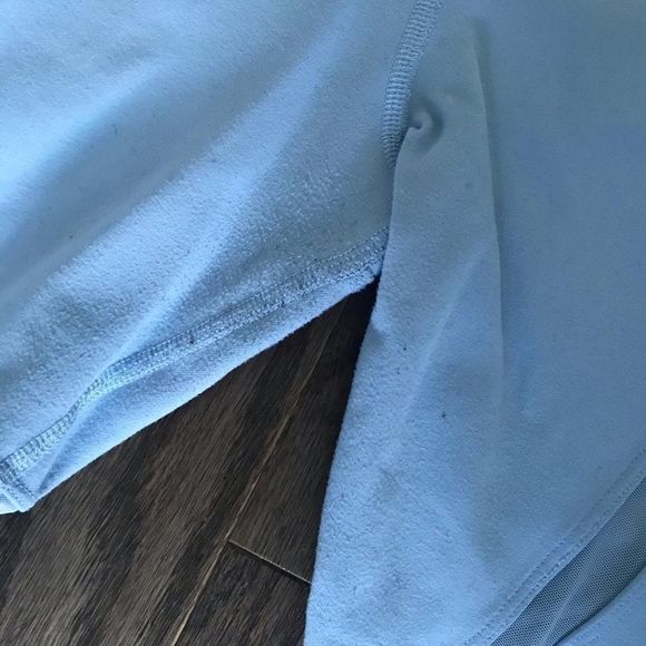 ALO Yoga light blue mesh insert crop leggings - Picture 3 of 6